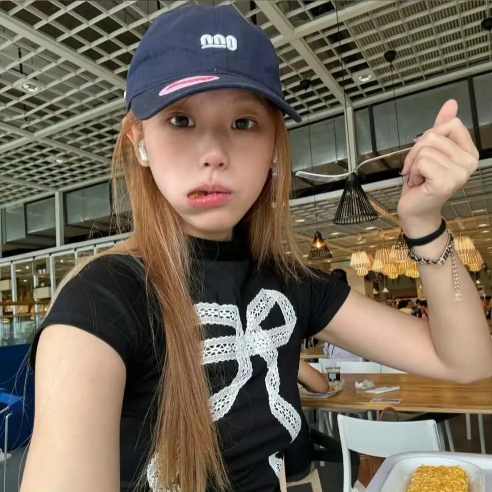 刀见笑 海报