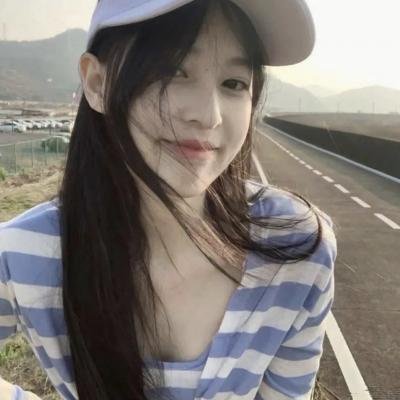 桦木林 海报